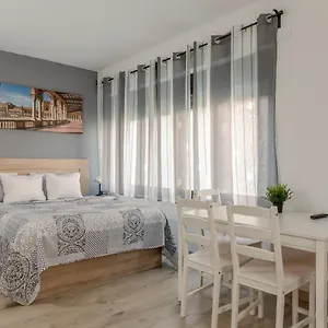 213 Hispalis Triana , Sevilla España
